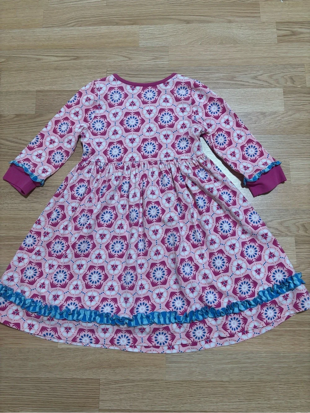 “Wildflower” dress size 8 in great condition